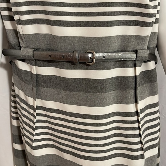 Calvin Klein beautiful dress worn one time /dry cleaned . - Picture 6 of 15